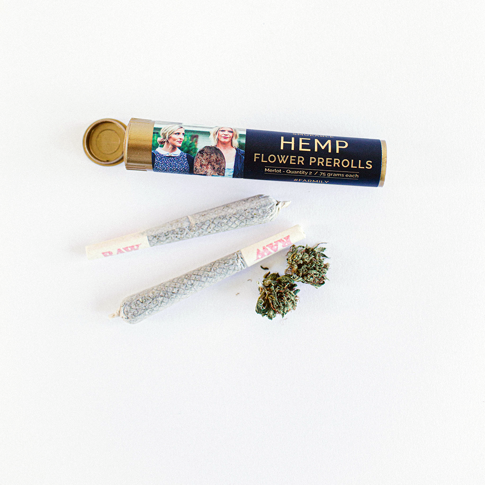 Lake Country Growers presents Gold Leaf Collection | CBD Rich Hemp Preroll, 2-pack | Organically grown Merlot hemp
